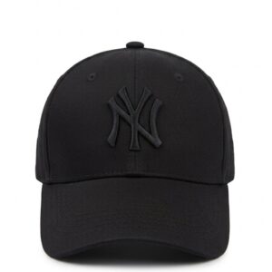 Шапка с козирка New York Black